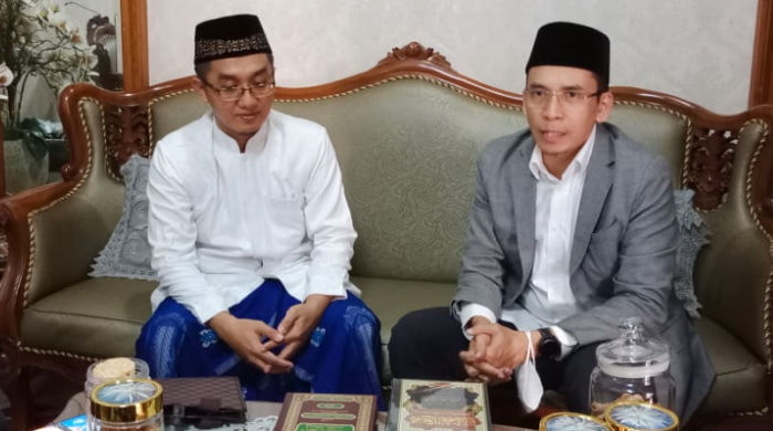 Menjaga Cahaya Tafsir Al-Qur’an: Kiprah Gus Awis Menjawab Zaman