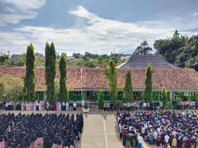 Menguji Marwah Pesantren: Saat Kritik Menuntut Kejujuran dan Perubahan