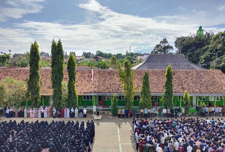 Menguji Marwah Pesantren: Saat Kritik Menuntut Kejujuran dan Perubahan