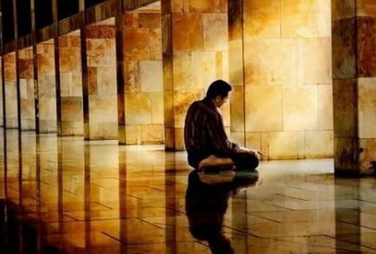 Shalat Jumat, Ibadah Istimewa: Menelusuri Sejarah Pensyariatan dan Keutamaannya