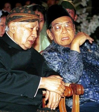 Gus Dur dan Jembatan Perdamaian di Tengah Luka Sejarah