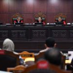 Hakim MK Cecar KPU soal Verifikasi Pendidikan Gibran, KPU Akui Tak ke Kemendikbudristek